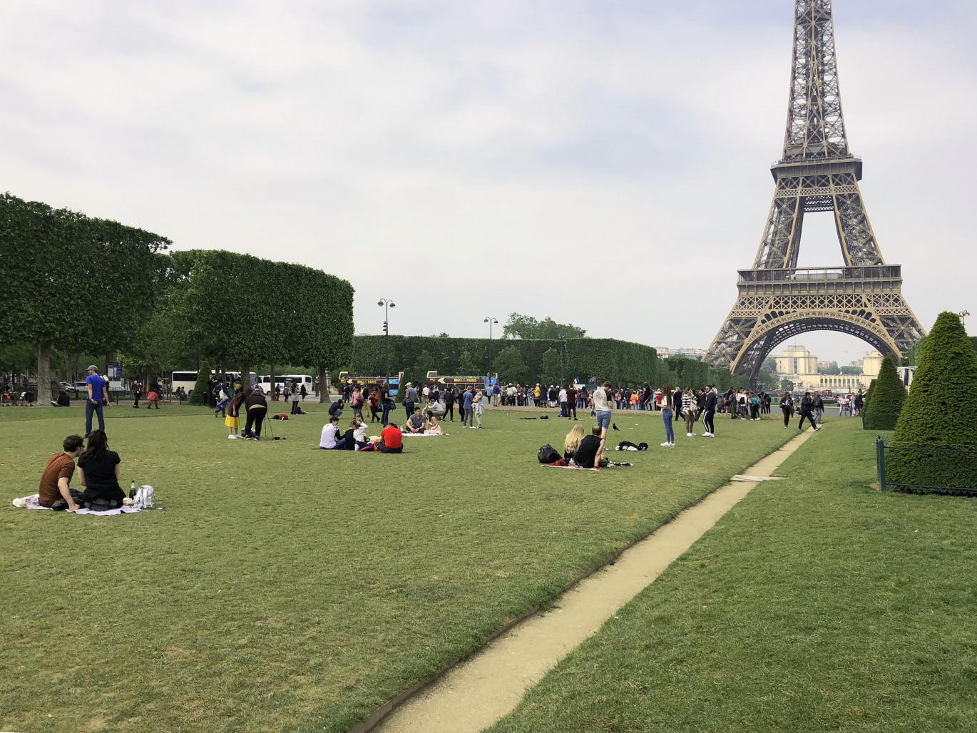 Site Tour Eiffel - JML Water Feature Design