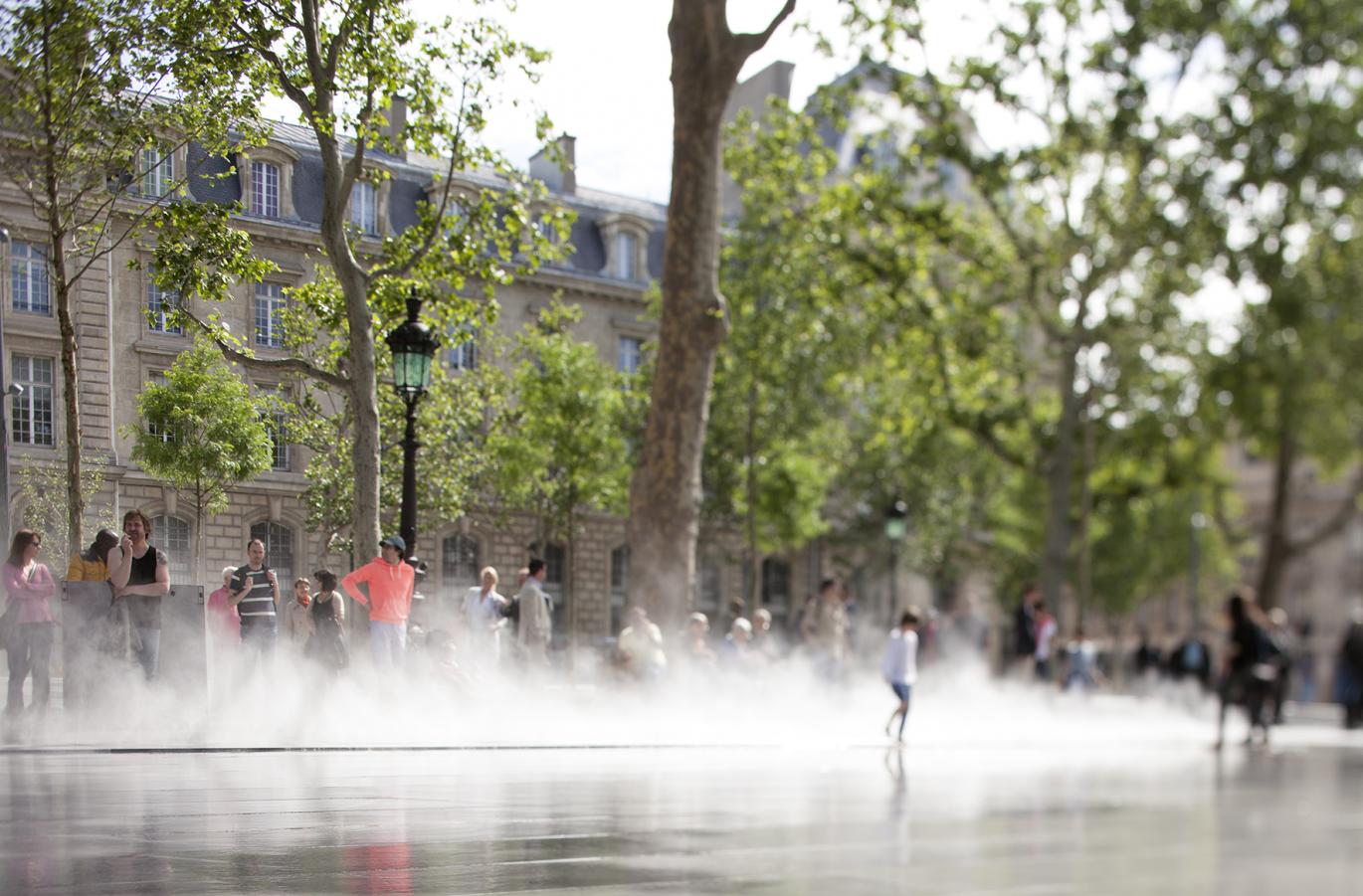 Brouillard PLace de la république